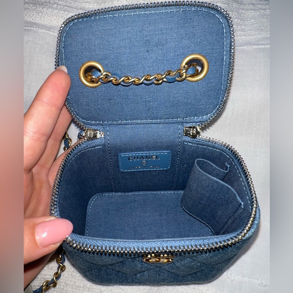 Chanel Pearl Crush Denim Mini Vanity on a Chain - Picture 11 of 11